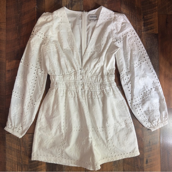 Yumi Kim Abigail Romper long sleeve white eyelet size XS - Picture 3 of 13